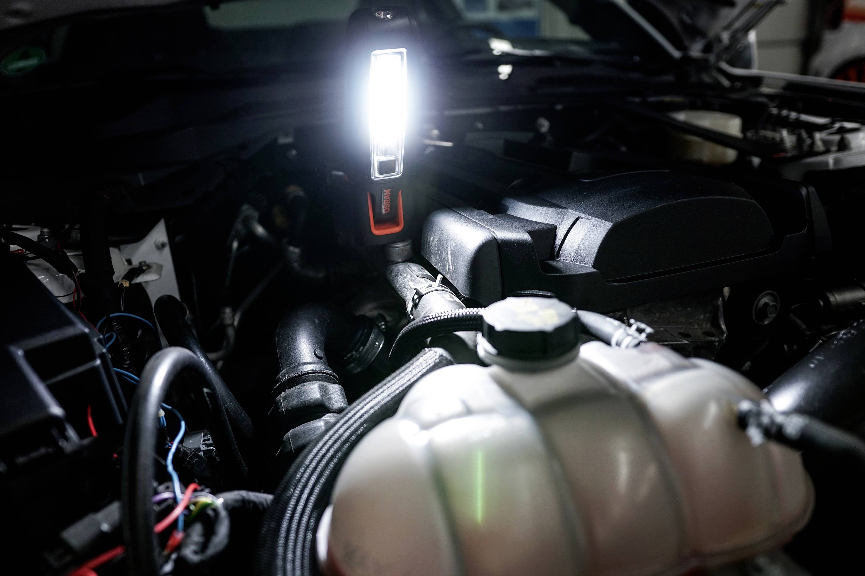 Osram Auto LEDILPRO 180 LEDinspect® PROFESSIONAL 180 LED Arbeitsleuchte batteriebetrieben 180lm, 40lm