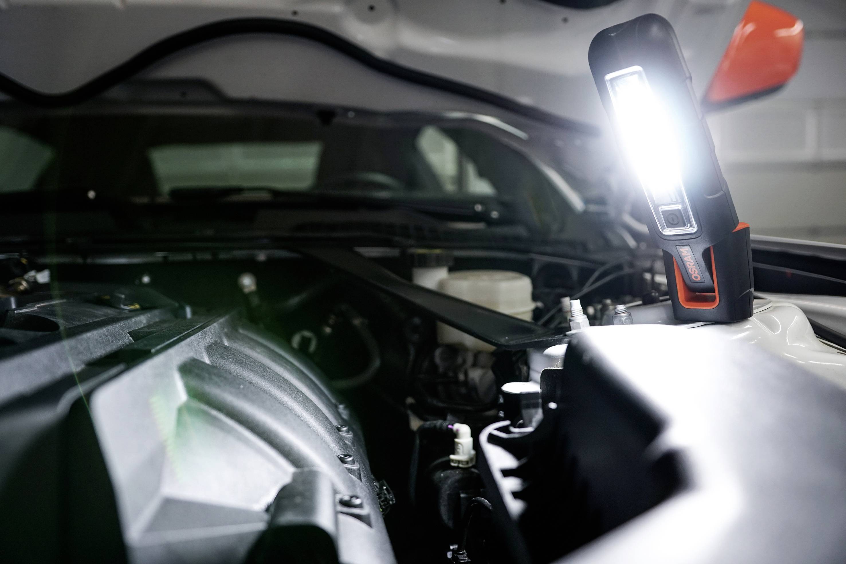 Osram Auto LEDILPRO 180 LEDinspect® PROFESSIONAL 180 LED Arbeitsleuchte batteriebetrieben 180lm, 40lm