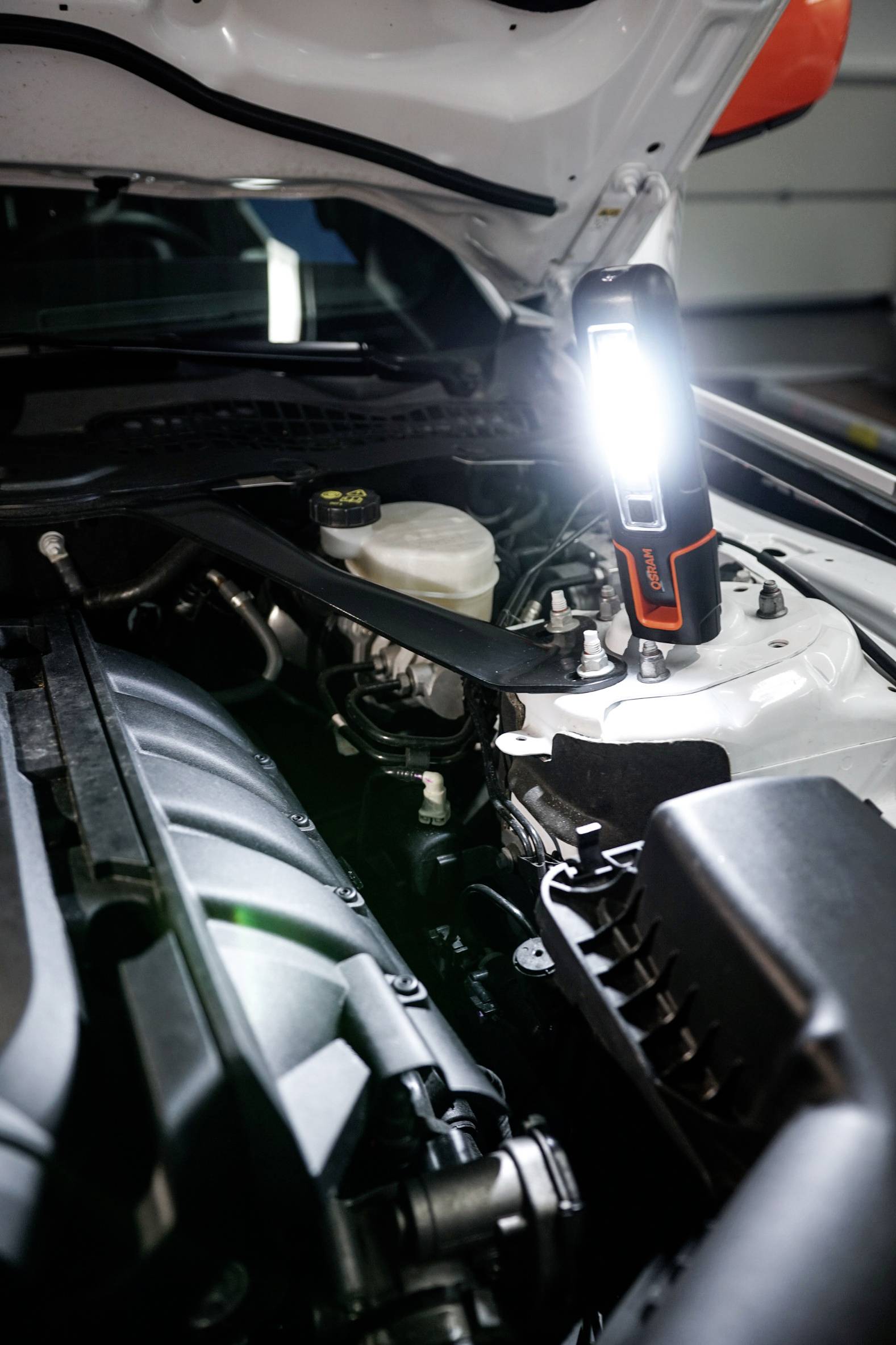 Osram Auto LEDILPRO 180 LEDinspect® PROFESSIONAL 180 LED Arbeitsleuchte batteriebetrieben 180lm, 40lm