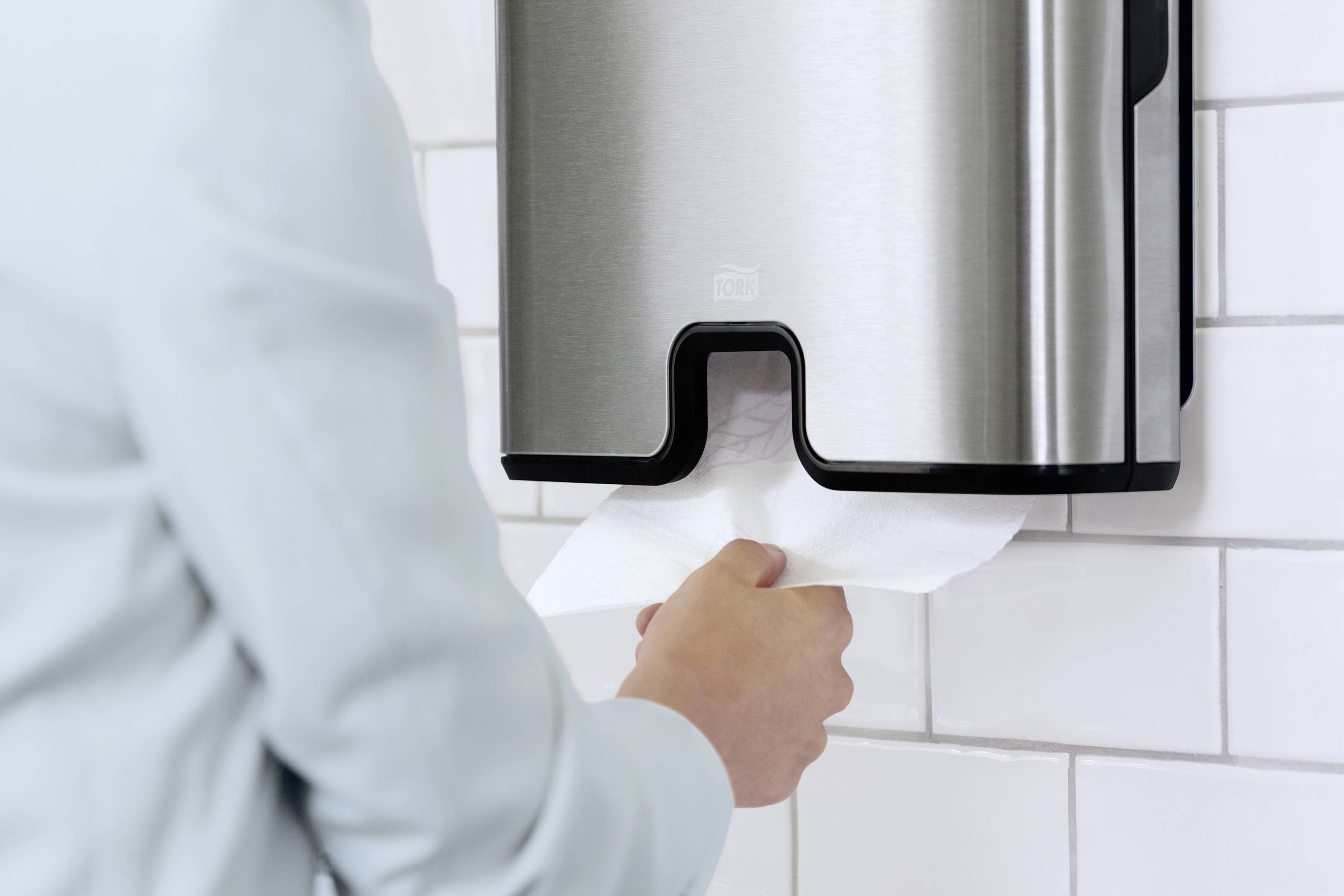 TORK 460004 Xpress® Papierhandtuchspender Edelstahl 1St.