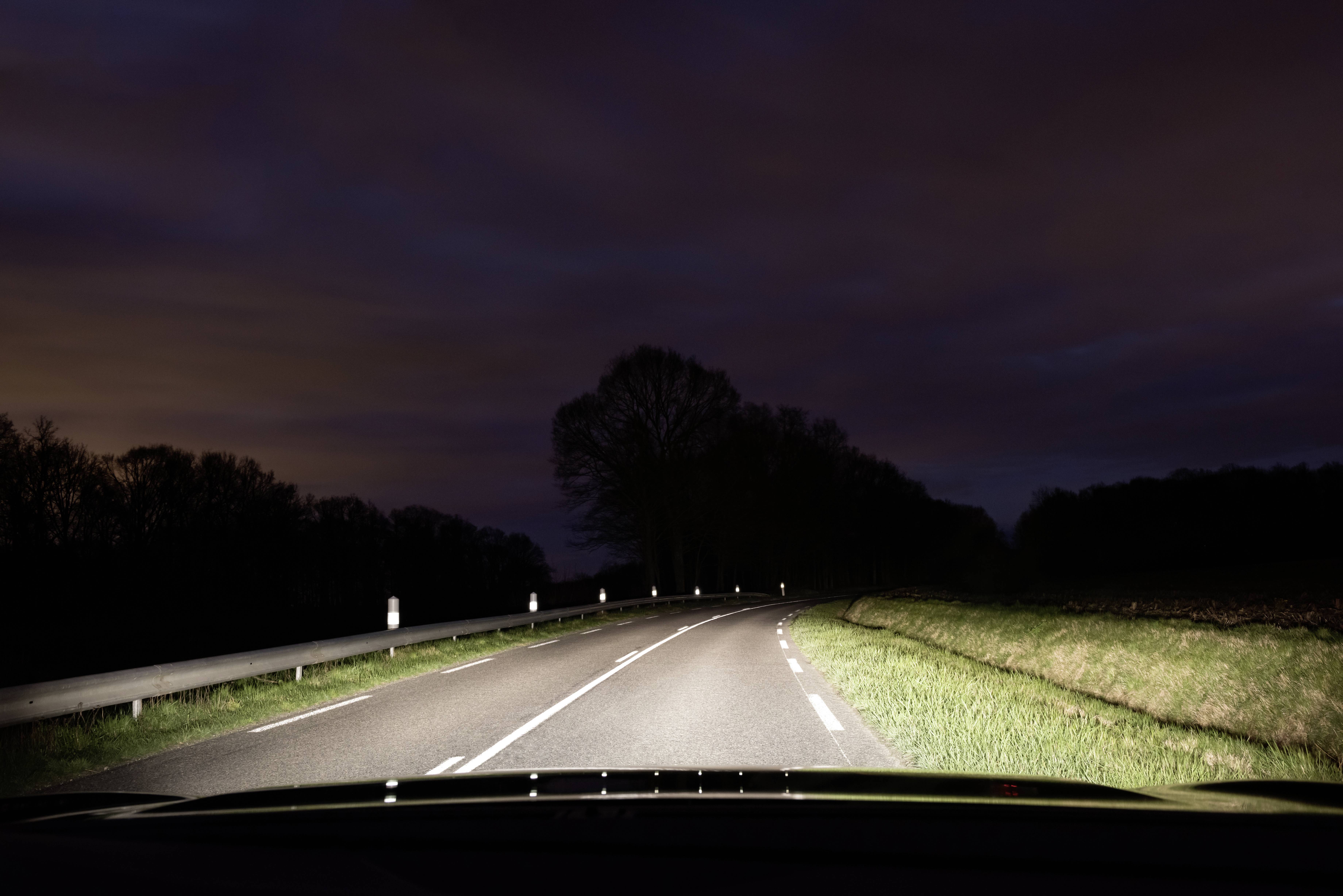 Philips Automotive 12258XVPS2 Halogen Leuchtmittel X-tremeVision H1 55W 12V