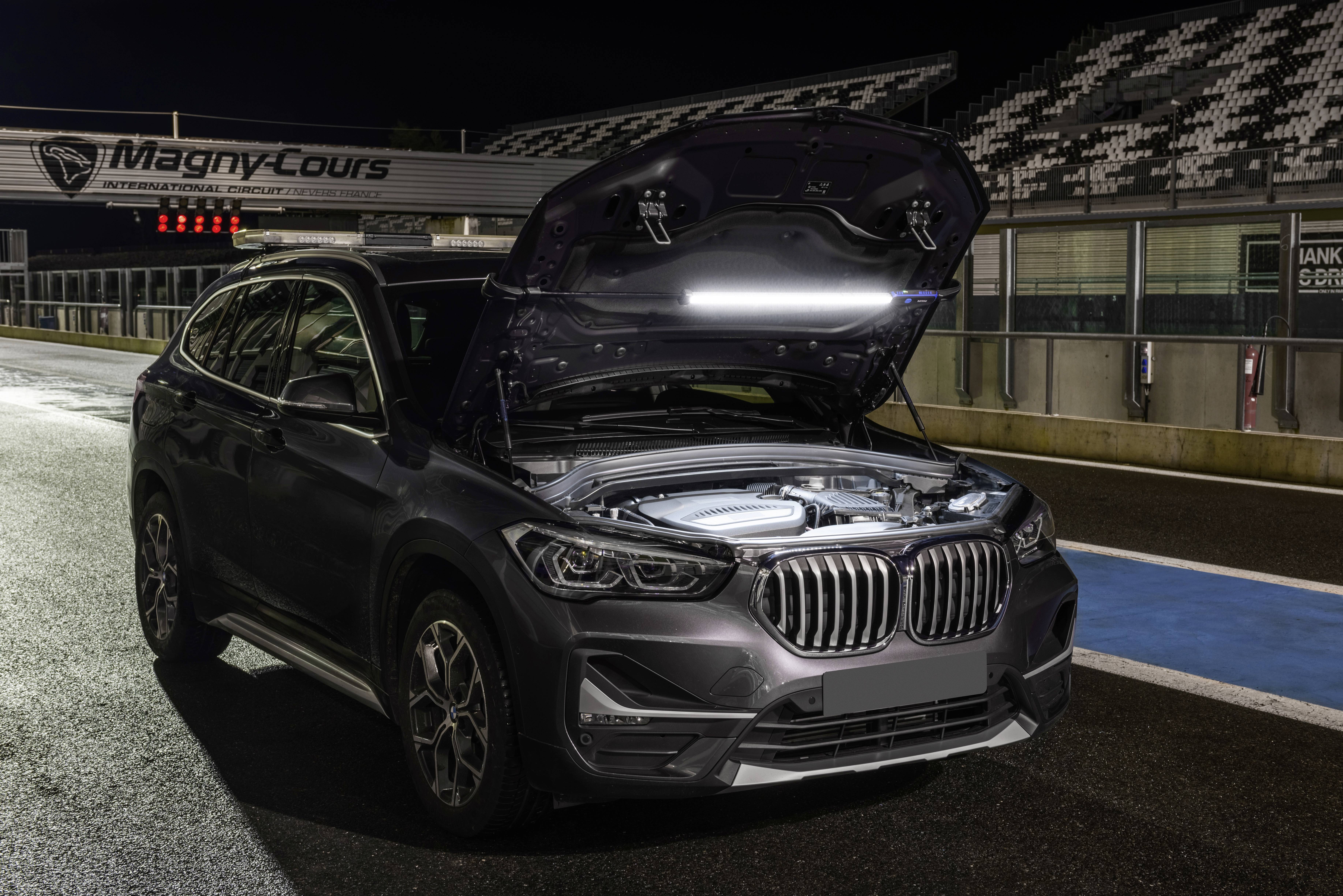 Philips LPL73X1 CBH52 LED Motorhaubenleuchte EEK: G (A - G) akkubetrieben, netzbetrieben 8W 1200lm