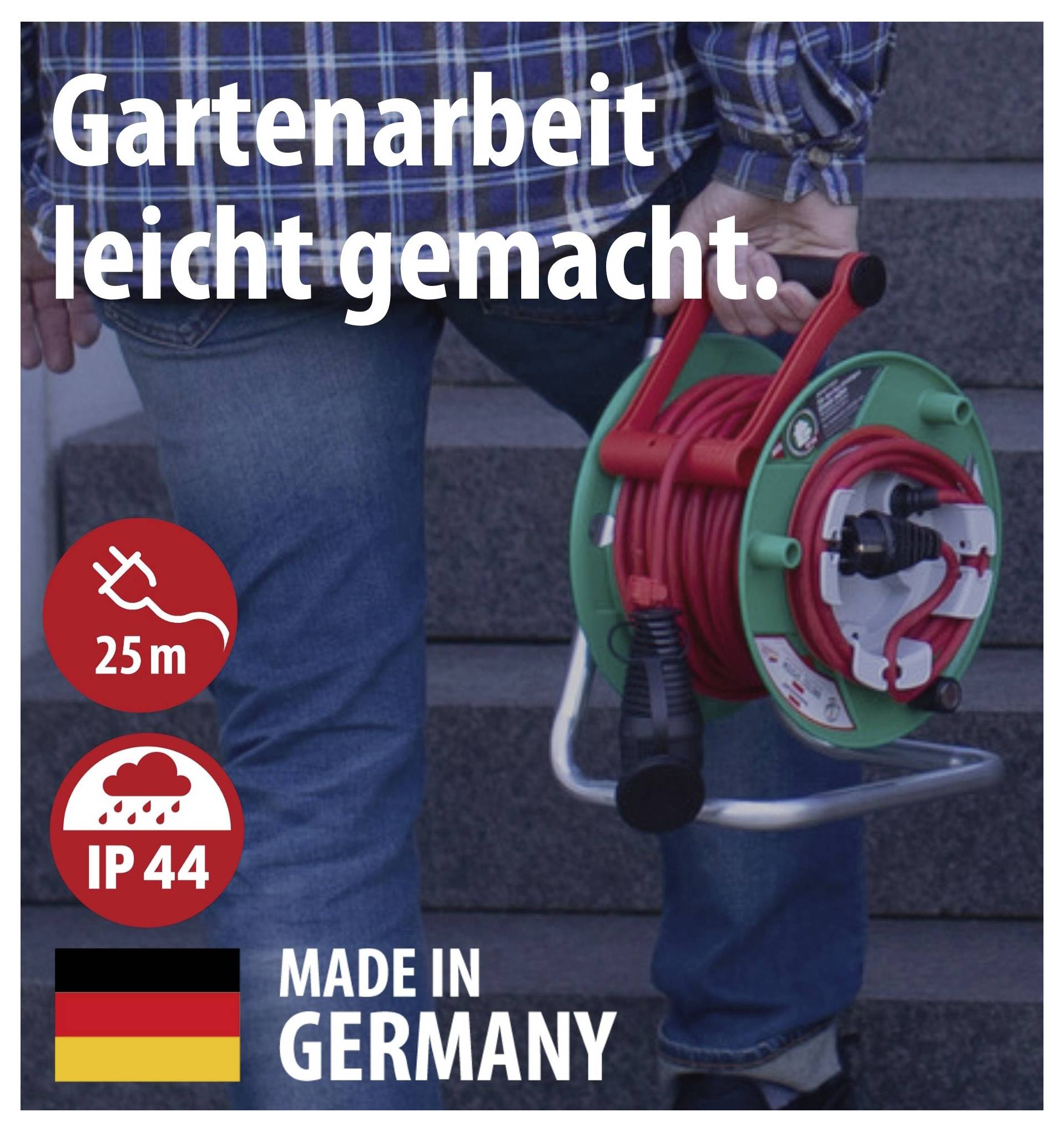 Werbeplakat für ein Gartenkabel: Person hält eine Kabeltrommel; Text 'Gartenarbeit leicht gemacht', 25 m, IP44, 'Made in Germany'.