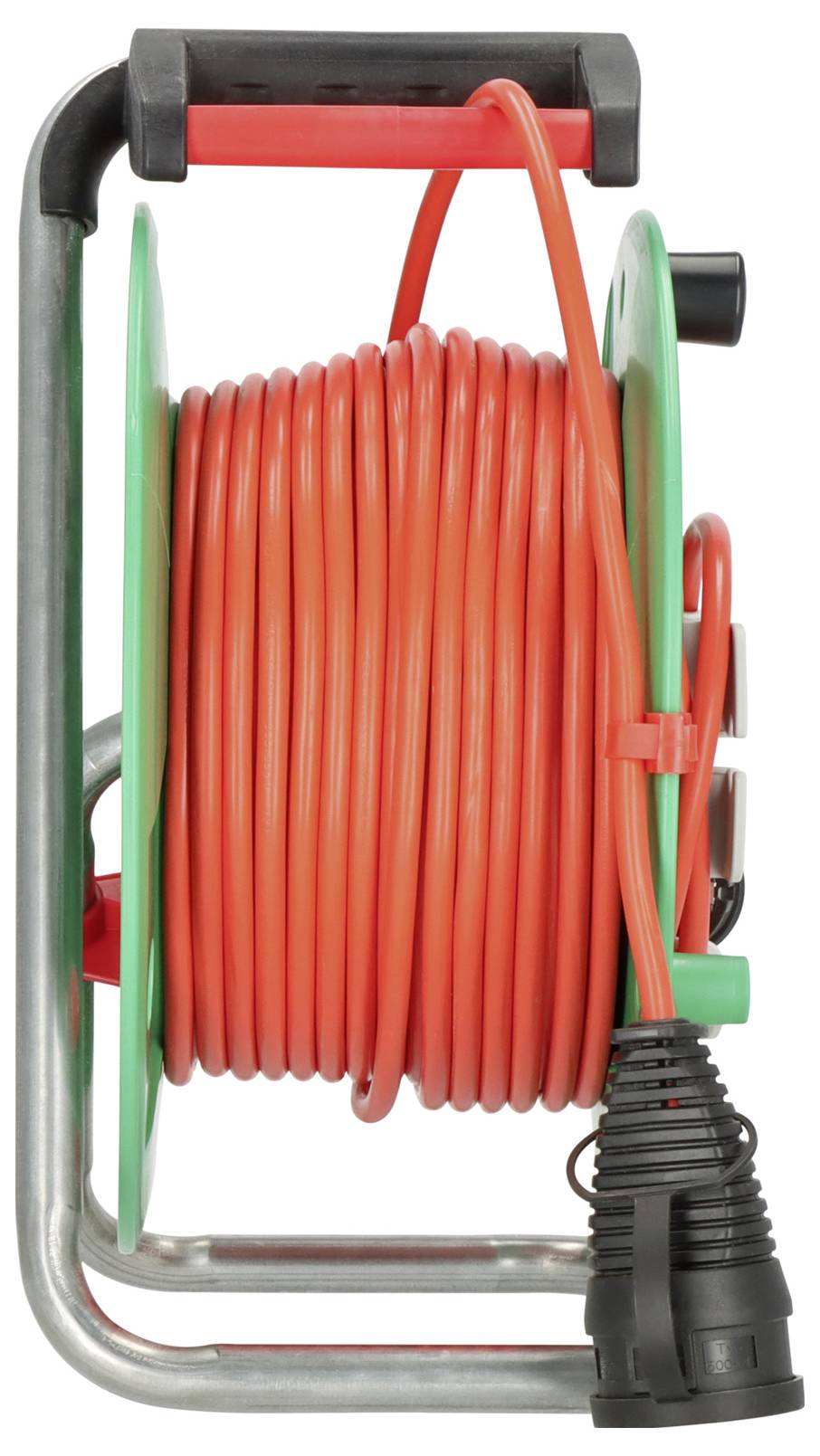 Rot gewickelte Schlauchrolle mit aufgerolltem Schlauch auf einem Metallgestell, mit schwarzem Griff und Düse, verwendet zum Lagern und Ausgeben von Schläuchen oder Kabeln.