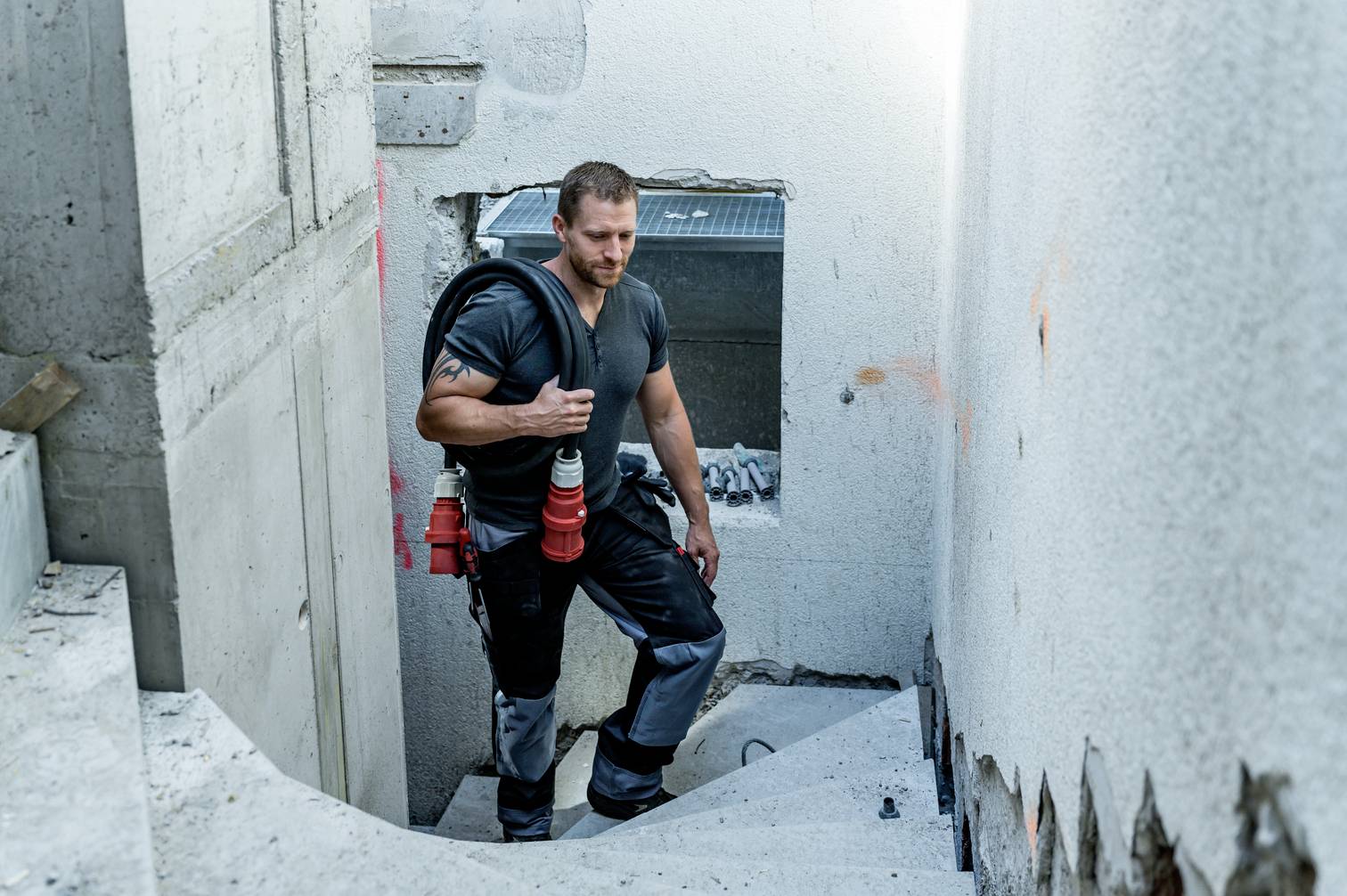 Brennenstuhl 1167630100 Strom Verlängerungskabel 63A Rot, Schwarz 10.00m H07RN-F 5G 16mm²