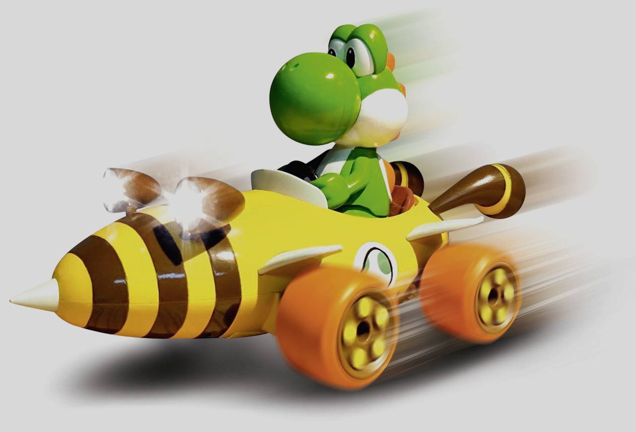 Carrera RC 370181065 Mario Kart Bumble V, Yoshi 1:18 RC Einsteiger Modellauto Elektro Straßenmodell