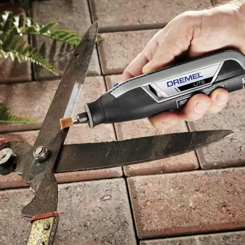 Dremel LITE 7760-15 EU F0137760JA Multifunktionswerkzeug inkl. Akku, mit Zubehör 3.6V 2.0Ah Dremel LITE 7760-15 EU F0137760JA Multifunktionswerkzeug inkl. Akku, mit Zubehör 3.6V 2.0Ah