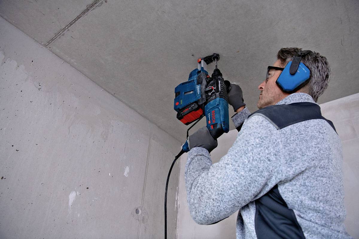 Bosch Professional -Akku-Bohrhammer 18 V