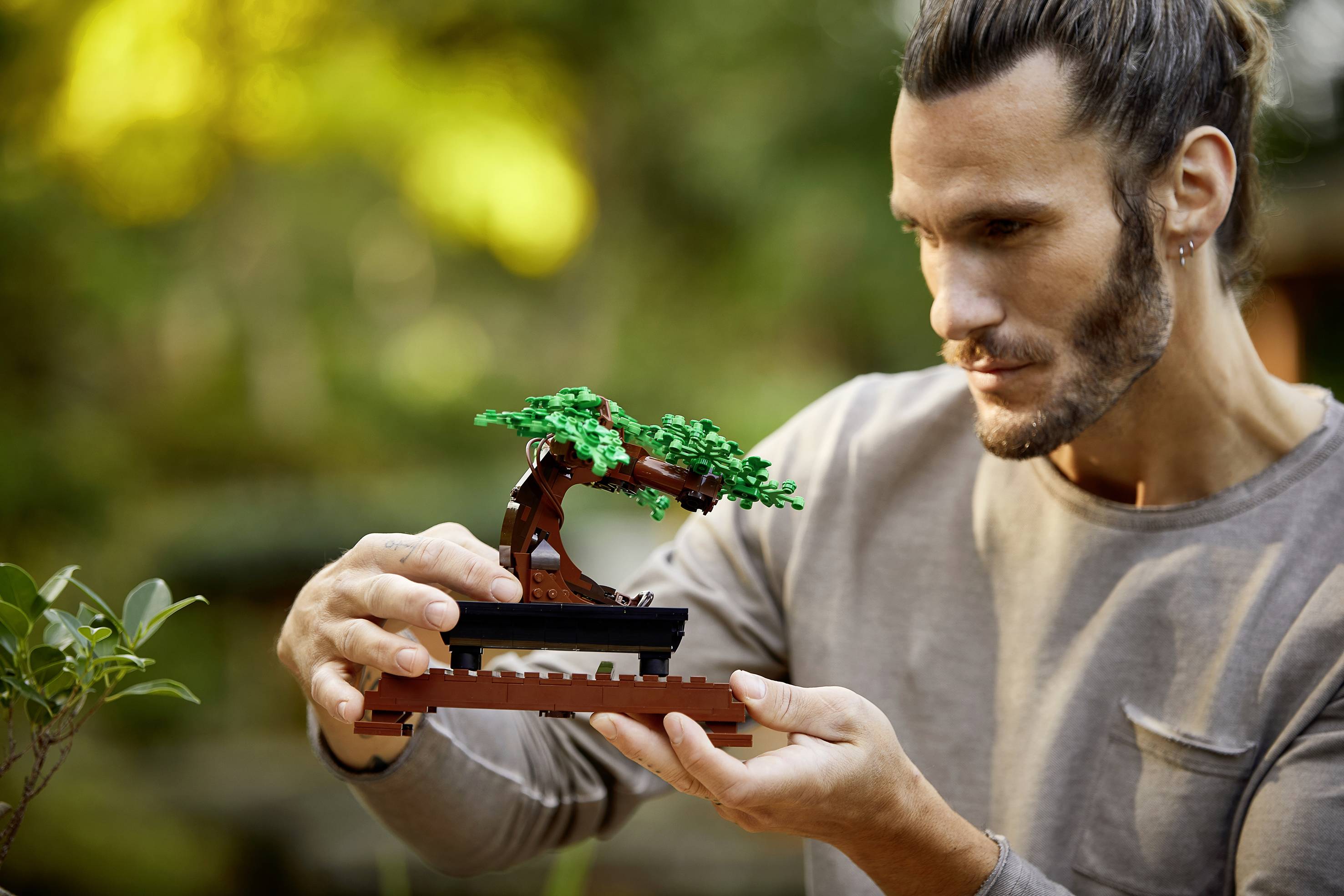 LEGO® ICONS™ 10281 Bonsai Baum