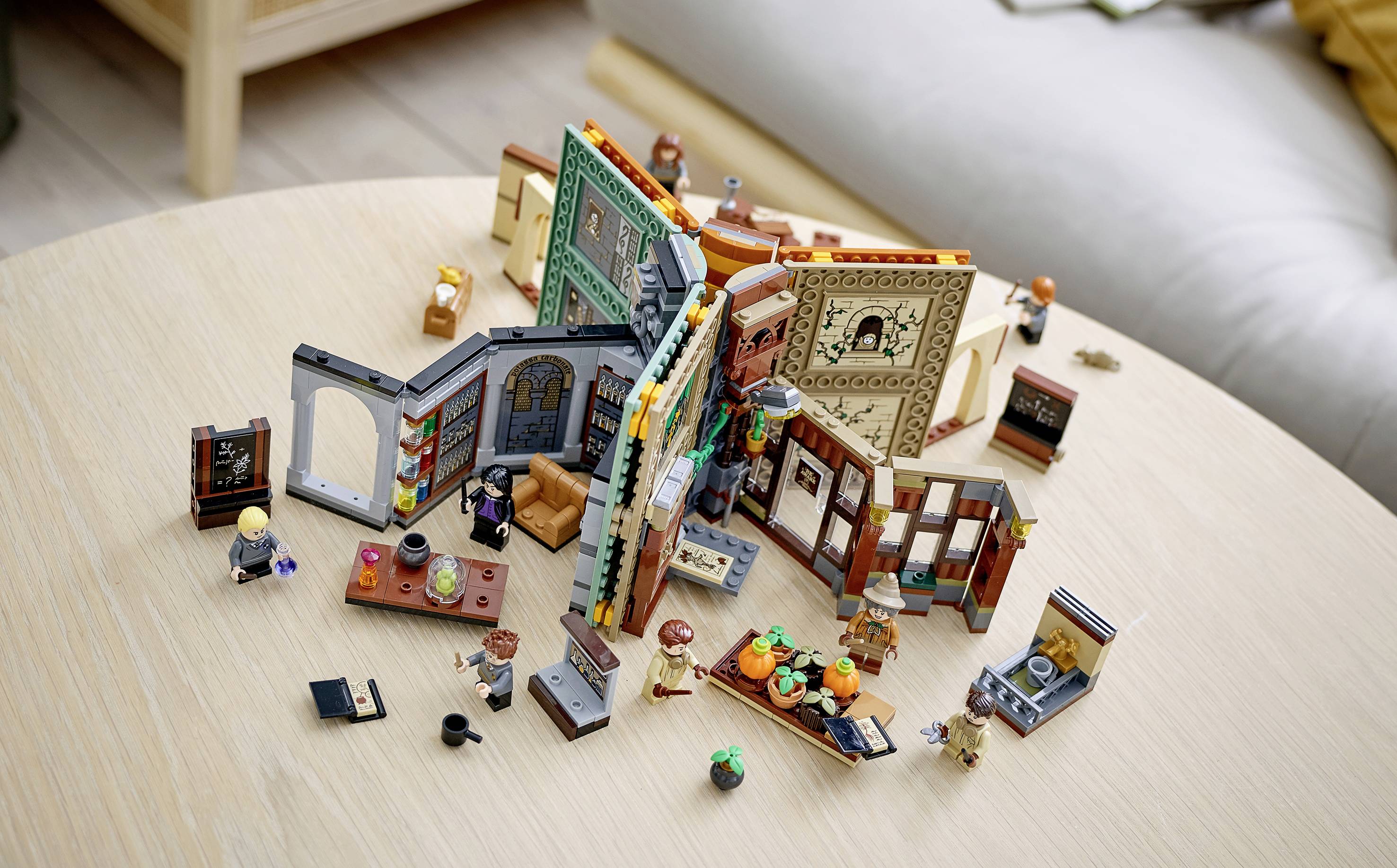 76382 LEGO® HARRY POTTER™ Hogwarts™ Moment: Verwandlungsunterricht