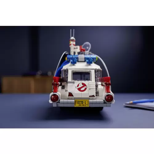 10274 LEGO® ICONS™ Ghostbusters™ ECTO-1 10274 LEGO® ICONS™ Ghostbusters™ ECTO-1