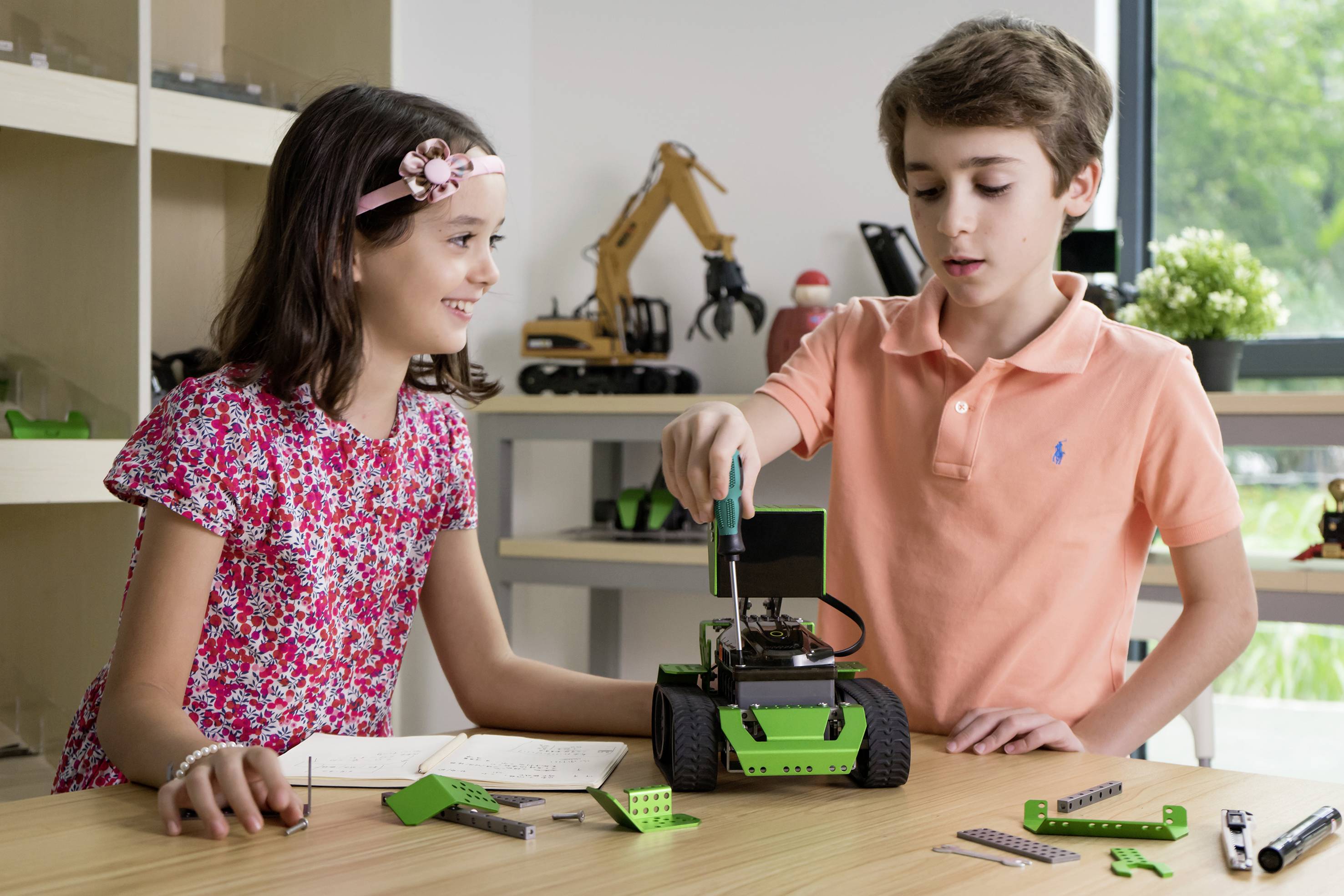 Robobloq Roboter Bausatz MINT Roboter Qoopers Bausatz, Spiel-Roboter 10110102