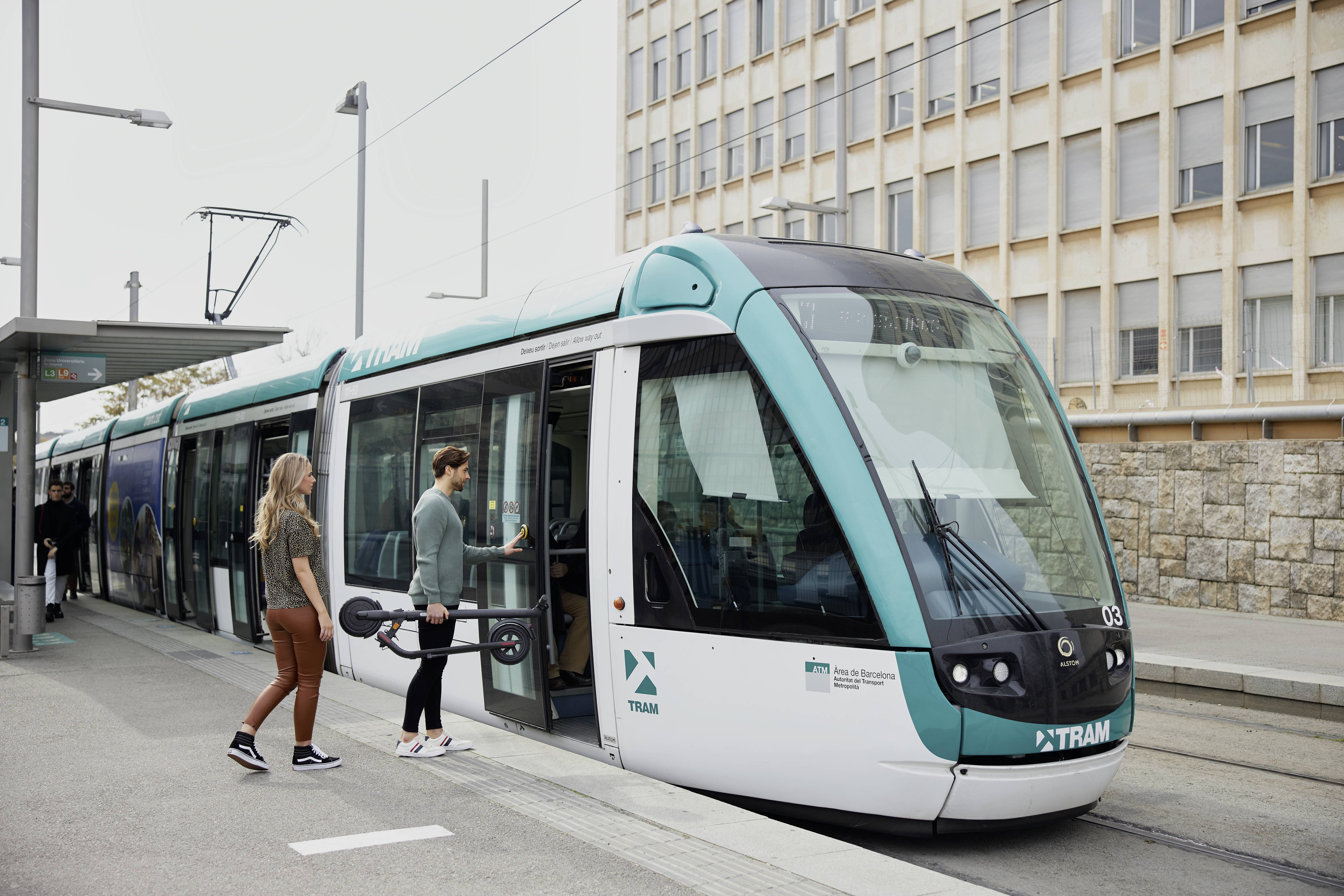 Segway Ninebot E22D by Segway E-Scooter Schwarz Li-Ion 36 V 5.1 Ah Straßenzulassung: Deutschland