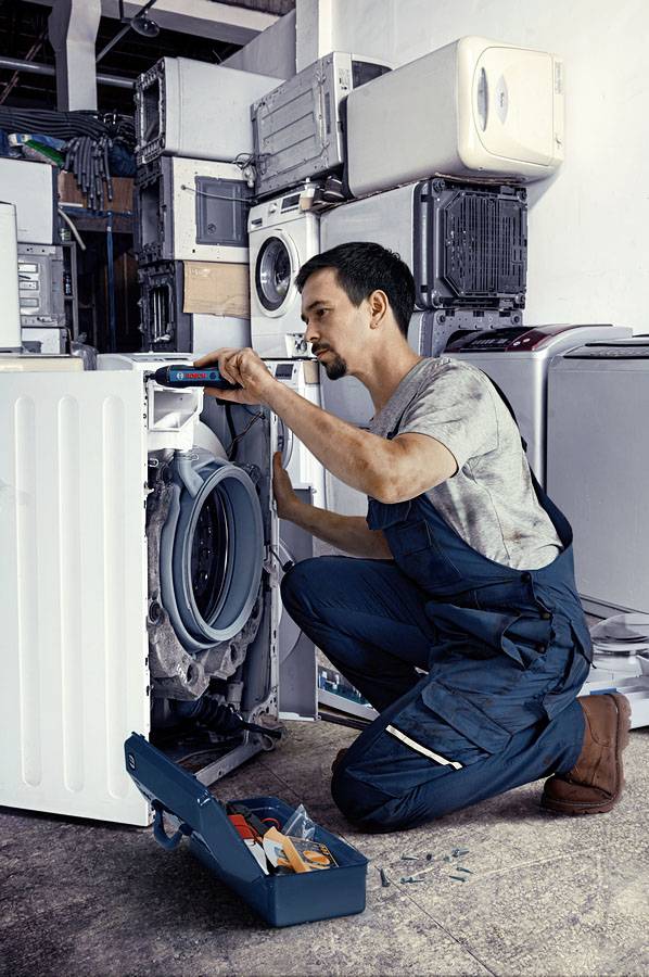 Bosch Professional GO 06019H2101 Akku-Schrauber 3.6 V 1.5 Ah Li-Ion inkl. Akku, inkl. Ladegerät, inkl. Koffer