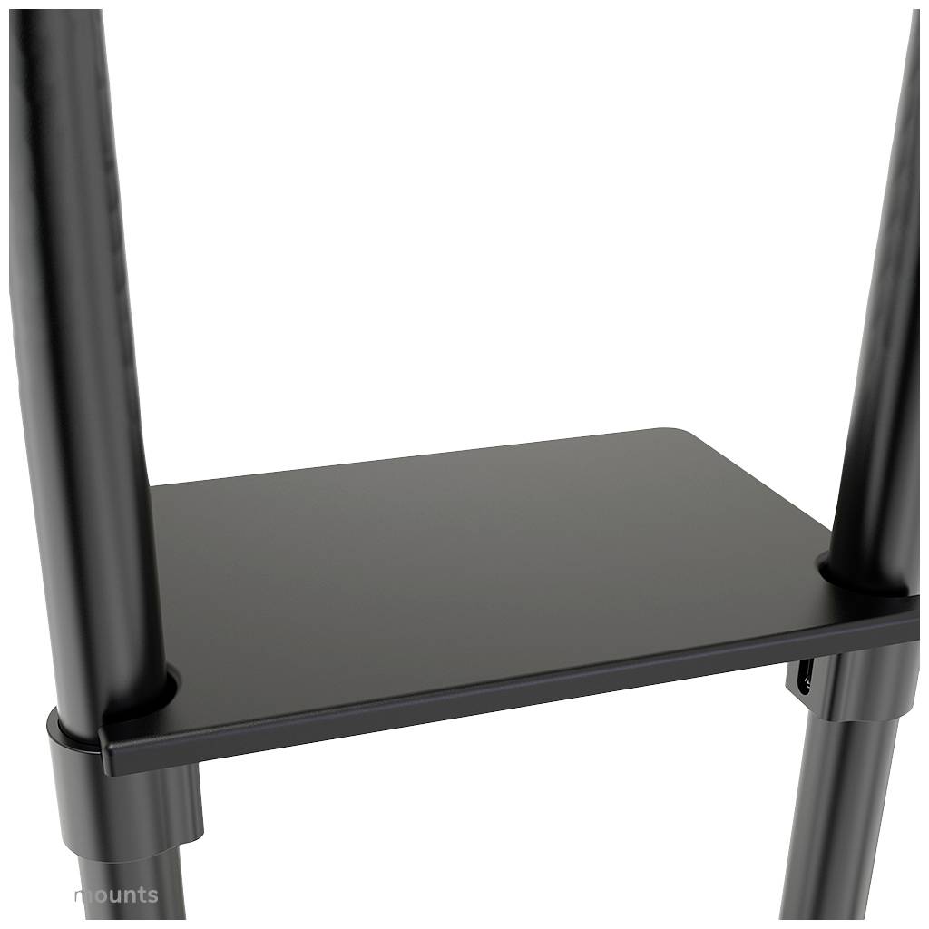 Nahaufnahme eines schwarzen Regalbretts, das zwischen zwei vertikalen Stangen montiert ist.