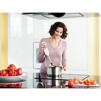Braun MultiQuick 3 Vario Stabmixer 750 W mit Messbecher, mit Zerkleinereraufsatz, Schneebesenaufsatz Weiß, Anthrazit Braun MultiQuick 3 Vario Stabmixer 750 W mit Messbecher, mit Zerkleinereraufsatz, Schneebesenaufsatz Weiß, Anthrazit