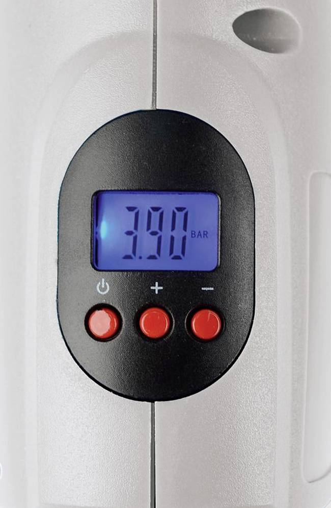 Brüder Mannesmann M17200 Volumenpumpe 8 bar mit Arbeitslampe, 12 und 230V ladebar