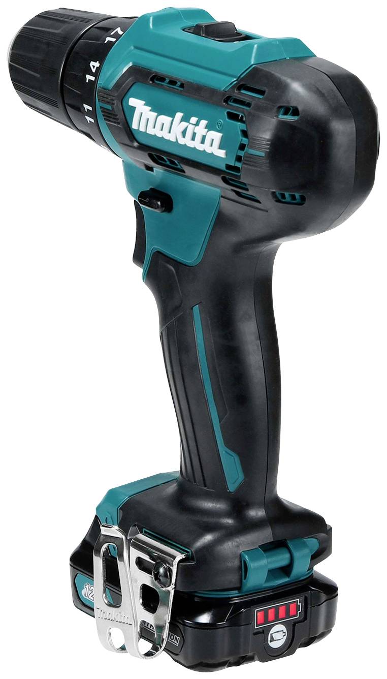 Ein kabelloser Bohrschrauber mit einem blauen und schwarzen Gehäuse. Markennamen auf der Seite. Geeignet für Heimwerkerarbeiten.