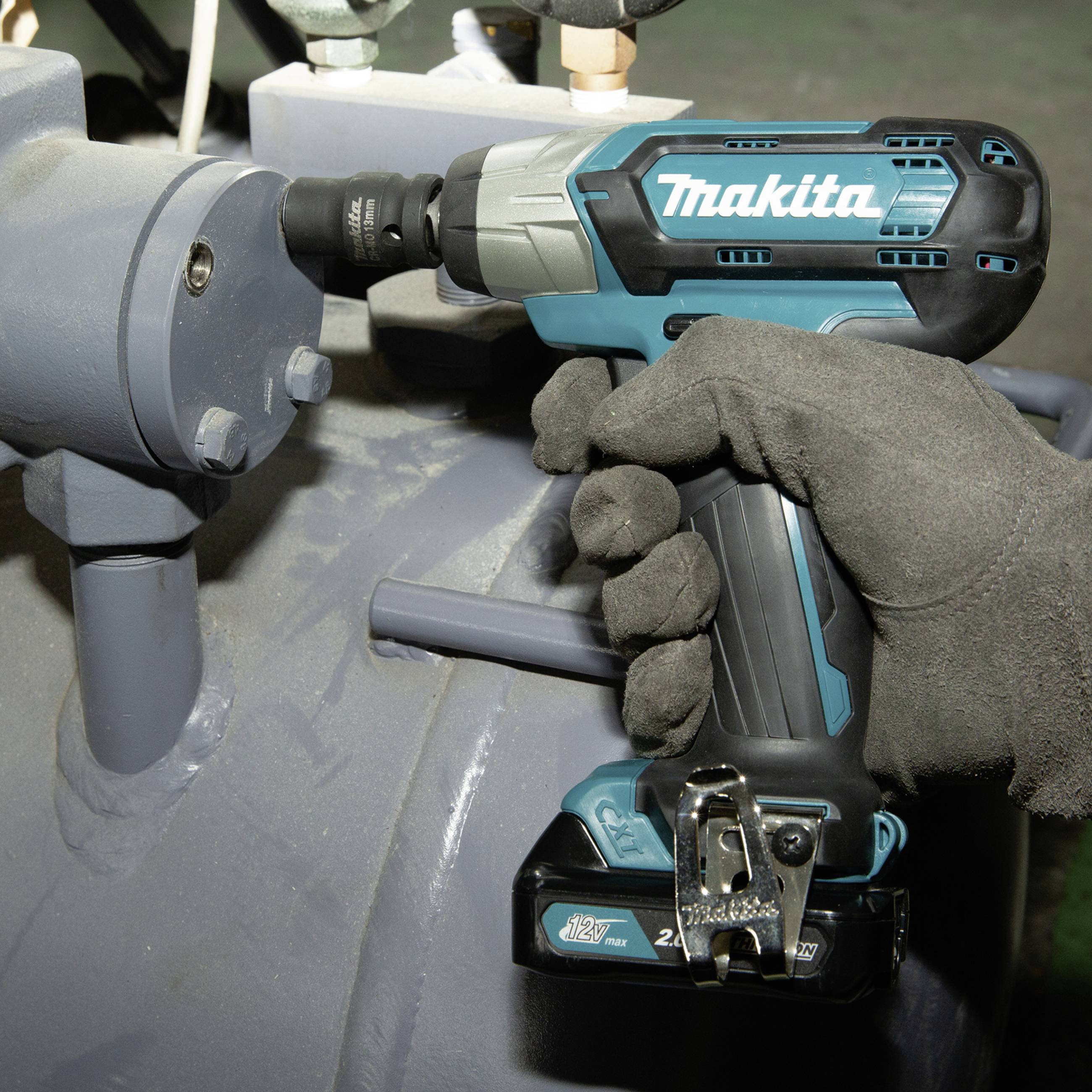 Makita TW141DSMJ Akku-Schlagschrauber 145 Nm 12V Anzahl mitgelieferte Akkus 2 4Ah inkl. Ladegerät