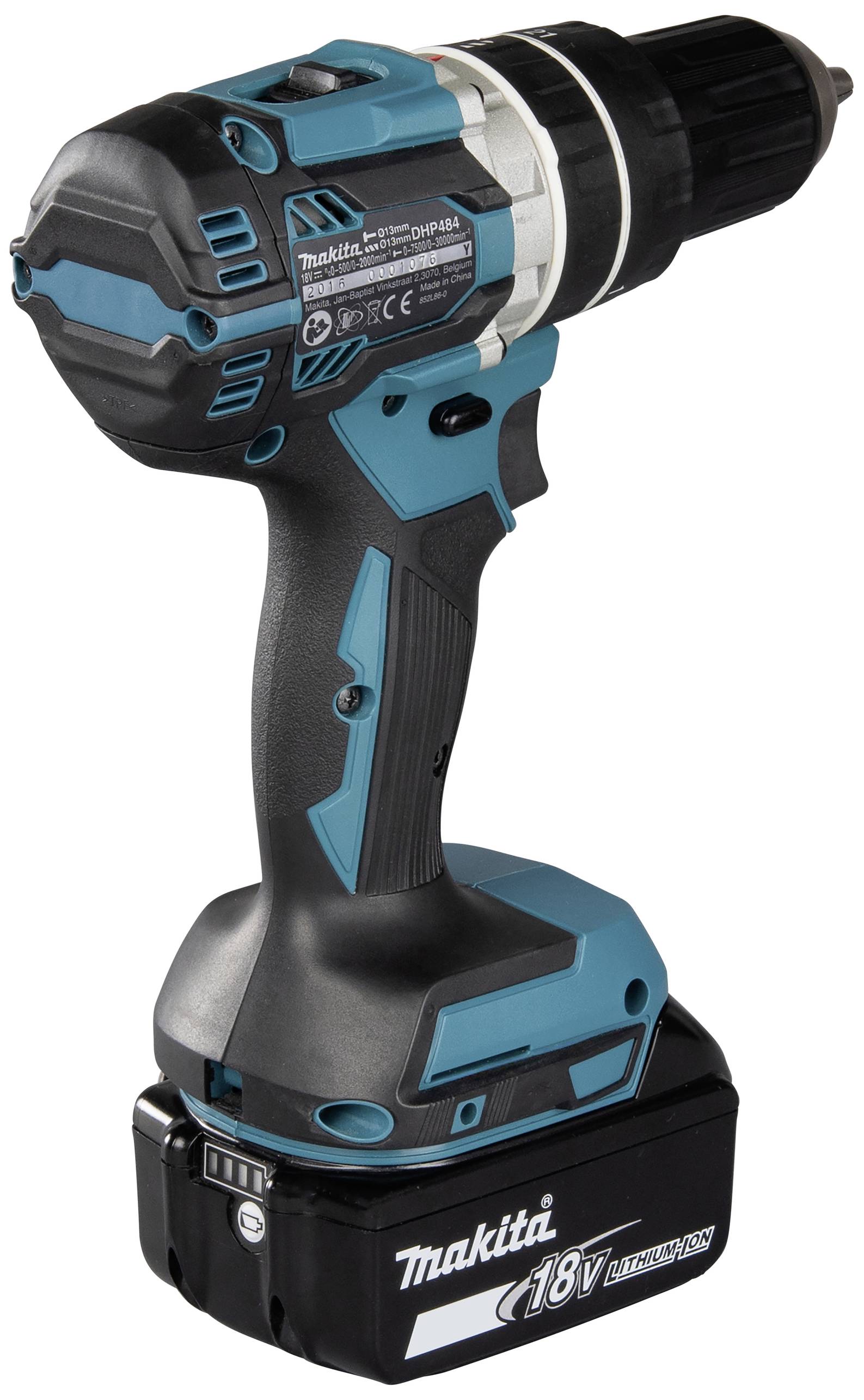 Ein blauer Akku-Bohrschrauber mit Makita-Logo, 18V Lithium-Ionen-Akku und ergonomischem Griff, steht in seitlicher Ansicht.
