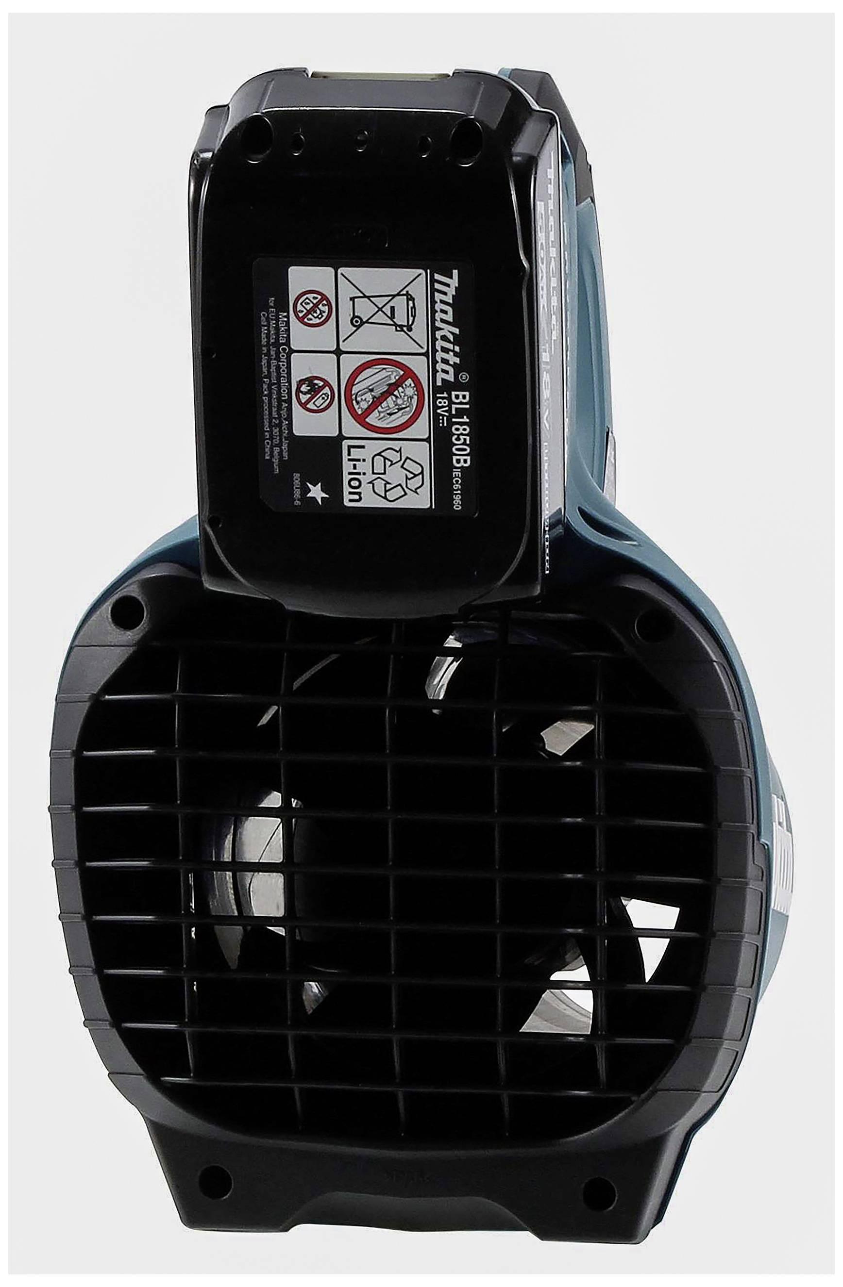 Ein batteriebetriebener tragbarer Ventilator, Marke Makita, mit abnehmbarem Akku und schwarzem Lüftergitter.