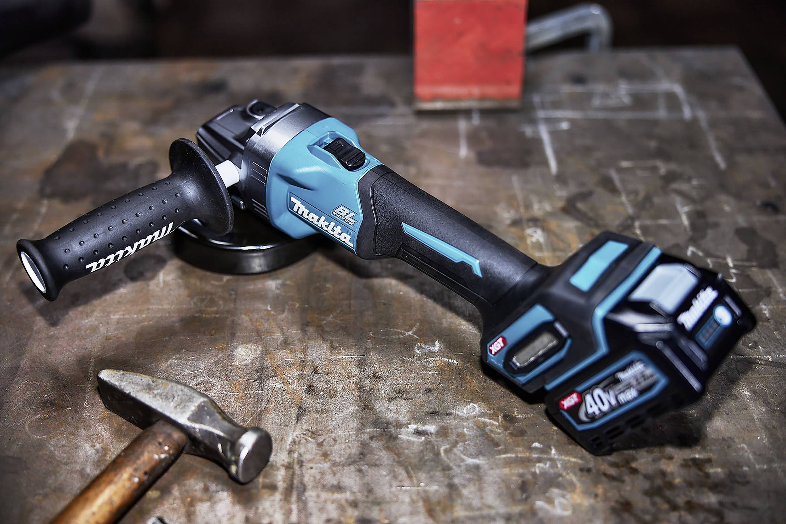 Makita GA008GM201 Akku-Winkelschleifer 125 mm inkl. Ladegerät 40 V 4 Ah