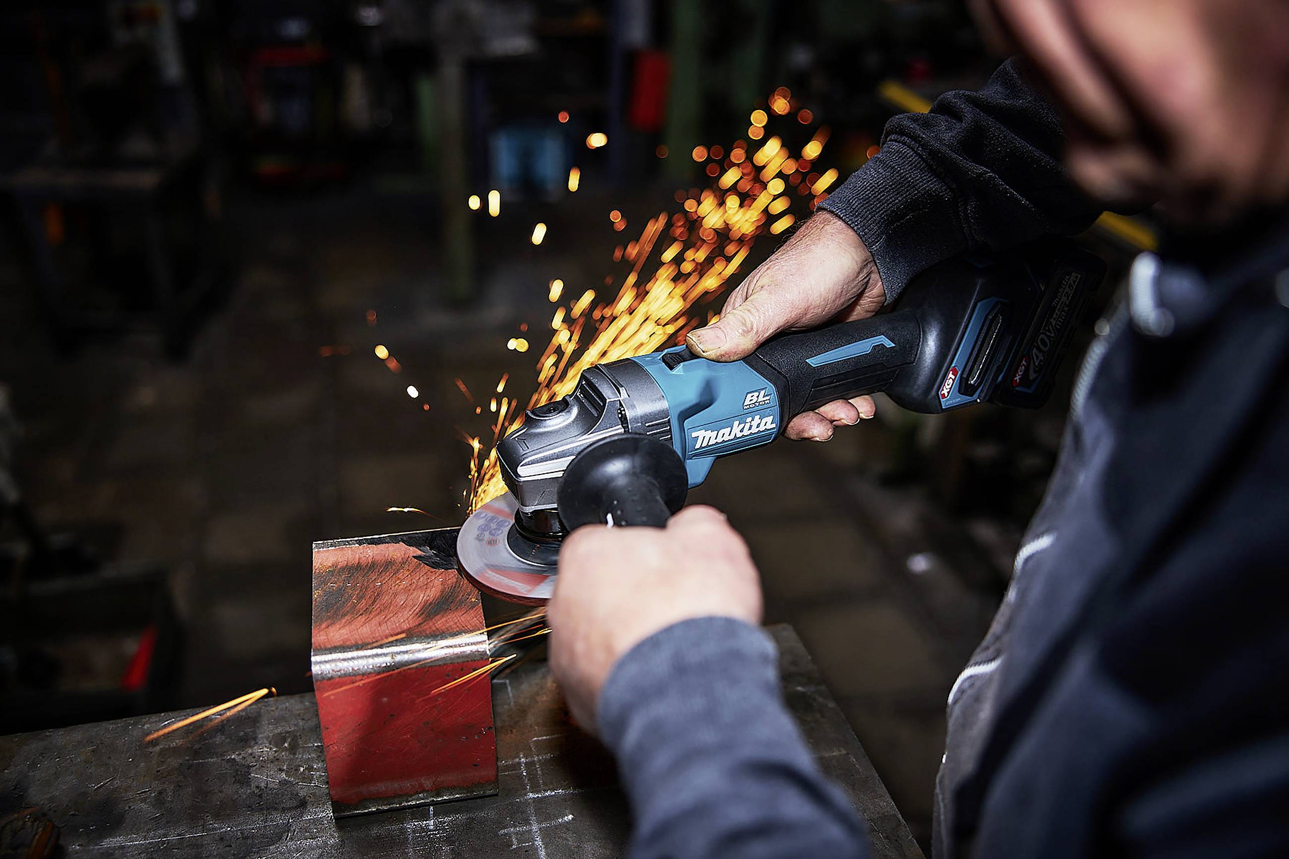 Makita GA008GM201 Akku-Winkelschleifer 125 mm inkl. Ladegerät 40 V 4 Ah