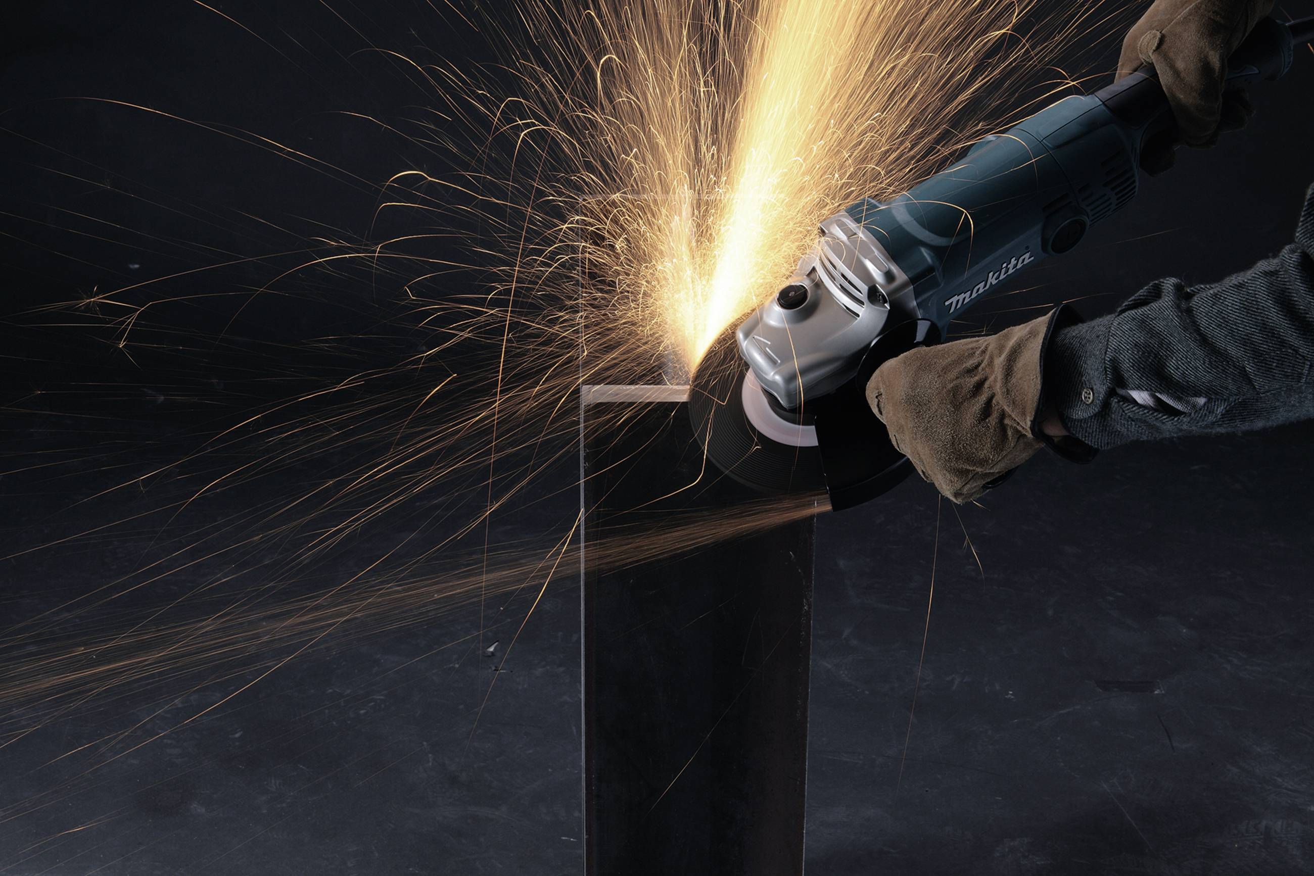 Makita GA7050R Winkelschleifer 180 mm 2000 W 230 V