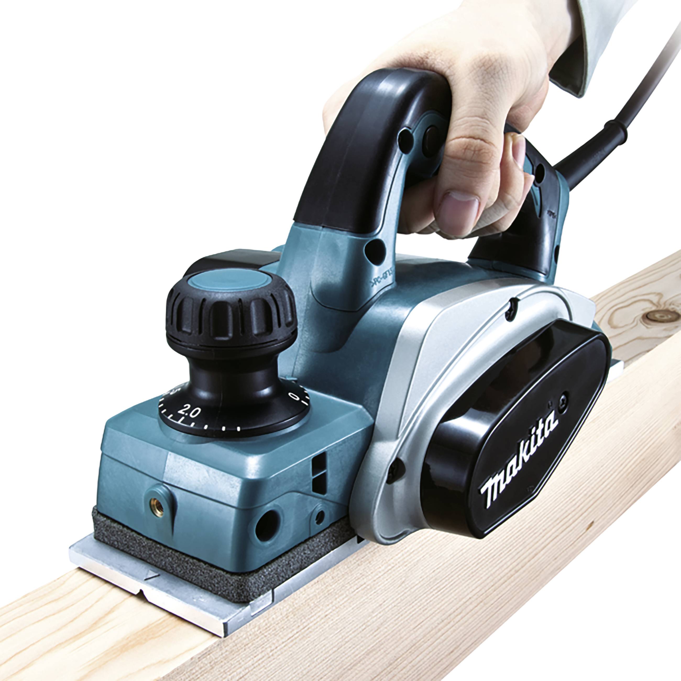 Makita Elektrohobel Hobel-Breite: 82 mm 620 W Falztiefe (max.): 9 mm