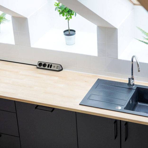 Brennenstuhl 1153590410 Tischsteckdose 1 Stück Silber, Schwarz Schutzkontakt 1St.