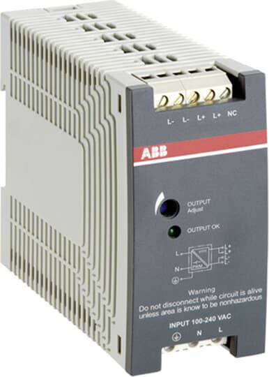 Industrielles Elektronikgerät mit Anschlüssen, einer grünen und einer blauen LED-Anzeige. Markenname auf der Vorderseite.