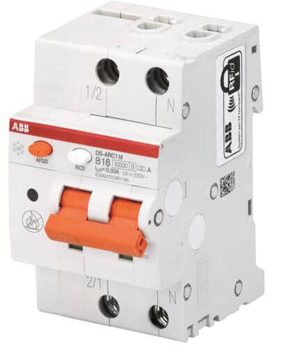 Ein elektrischer Schutzschalter mit orangem Schalter, auf dem Hersteller- und Modellinformationen aufgedruckt sind.