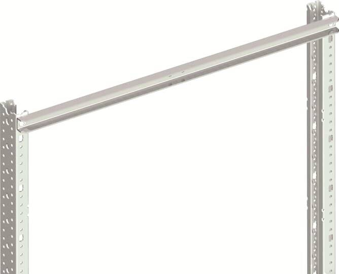 Metallschiene befestigt zwischen zwei senkrechten, perforierten Metallstreben.