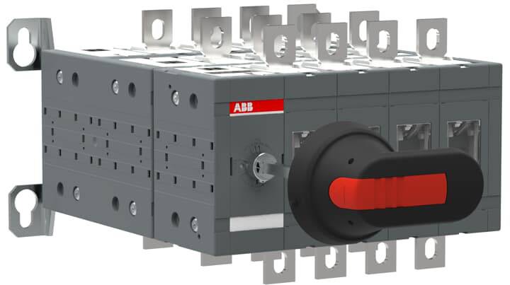 Ein elektrischer Schalter mit rotem und schwarzem Hebel. Umgeben von Metallanschlüssen. Markiert mit einem Markenlogo.