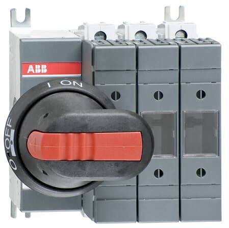 'ABB Lasttrennschalter mit rotem Schalterhebel, zeigt Position 'I' für Ein und 'O' für Aus. Geeignet für industrielle Anwendungen.'