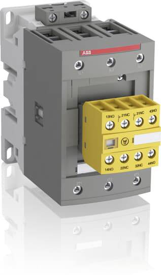 Ein graues elektrisches Schütz mit gelbem Zubehörmodul, verwendet zur Steuerung von Stromkreisen in industriellen Anwendungen.