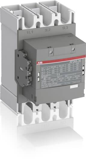 Ein dreiphasiger Leistungsschalter mit grauem Gehäuse und Beschriftungen darauf; geeignet für industrielle elektrische Anwendungen.