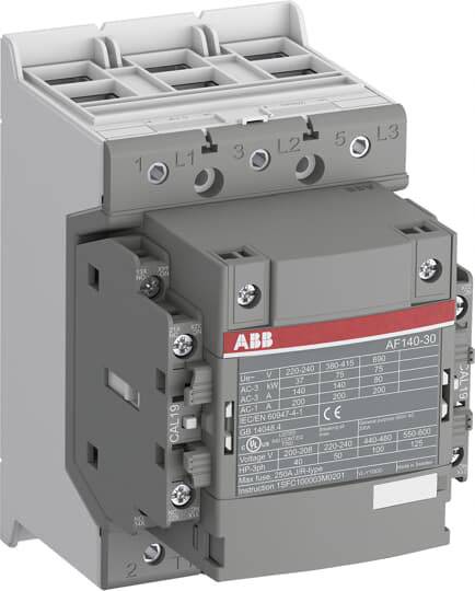 Ein Schütz von ABB, Modell AF140-30, verwendet in elektrischen Steuerungssystemen zur Schaltung von Motoren und anderen Lasten.