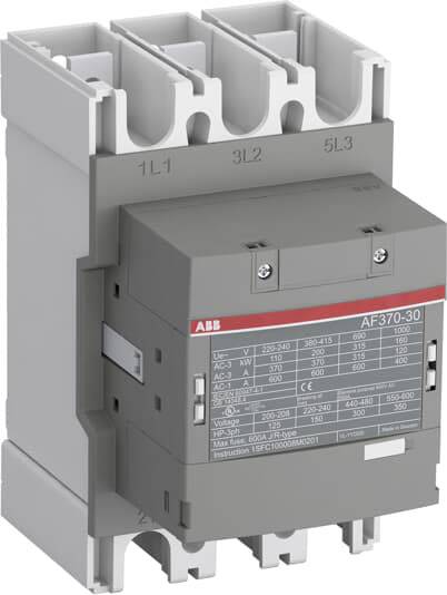 Abbildung eines AF370-30 Schützes mit vier Eingängen und technischen Angaben auf der Frontplatte. Komponente für elektrische Anwendungen.