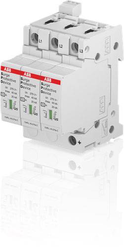 Ein dreiphasiger Überspannungsschutz von ABB mit drei Modulen, jeweils für L1, L2 und L3. Hauptfarbe ist weiß mit roten und grünen Details.