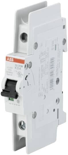 Ein weißer Sicherungsautomat der Marke ABB, Modell K3A, mit schwarzem Schalter, geeignet für Überstrom- und Kurzschlussschutz.