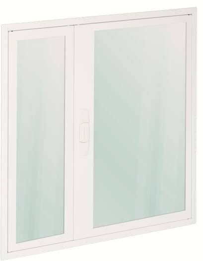 Zweiflügeliges Schiebefenster mit weißem Rahmen, durch das diffuses Licht scheint. Sicht von innen, das Fenster ist geschlossen.