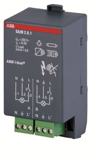 Elektronisches Gerät von ABB, Modell SA/M 2.6.1, für Spannungssteuerung bis 250 V mit Anschlussklemmen unten.
