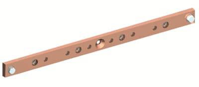 Kupferstange mit mehreren Löchern und Bolzen an den Enden, vermutlich für elektrische Verbindungen oder Erdung geeignet.