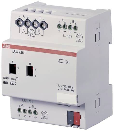 'ABB i-bus® KNX' Schaltaktor-Modul zur Steuerung elektrischer Lasten, mit mehreren Anschlüssen und Kontrollanzeigen.