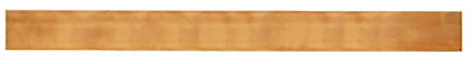 Ein langer, schmaler Streifen in einer orangefarbenen Holztextur; dekorativ.