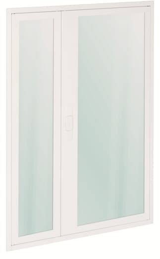 Ein einfaches, weiß gerahmtes Schiebefenster mit geschlossenem Glas.