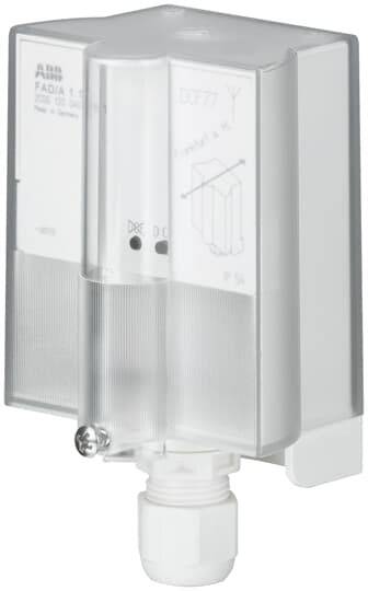 Durchsichtiger elektrischer Anschlusskasten mit mehreren Kabelöffnungen und einer sichtbaren LED-Anzeigeleuchte. Geeignet für industrielle Anwendungen.