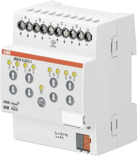 Ein KNX Jalousieaktor von ABB mit zehn Kanälen für die Steuerung von Rolläden. Anschlüsse sind oben, Steuerknöpfe und LEDs sind vorne.