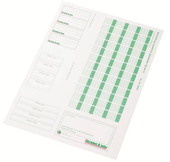 Das Bild zeigt eine Karte von Strubbel & John mit grünen und weißen Feldern, die zur Dokumentation und Organisation von Daten verwendet wird.